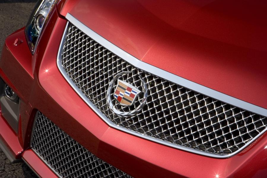  Cadillac CTS-V Coupe 2010 года  (фото 259 из 315)